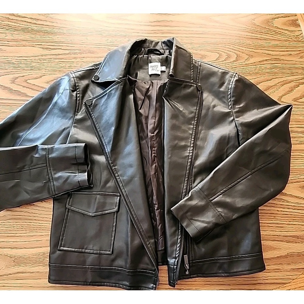 Princess Polly black faux vegan leather blazer size 2 blogger favorite